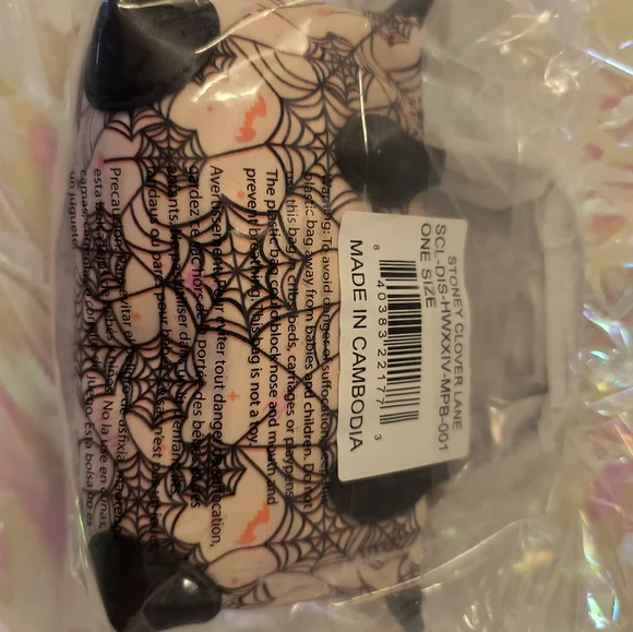 Stoney Clover Lane x Disney Halloween Not So Scary Pouchette Crossbody BNWT - Picture 3 of 3
